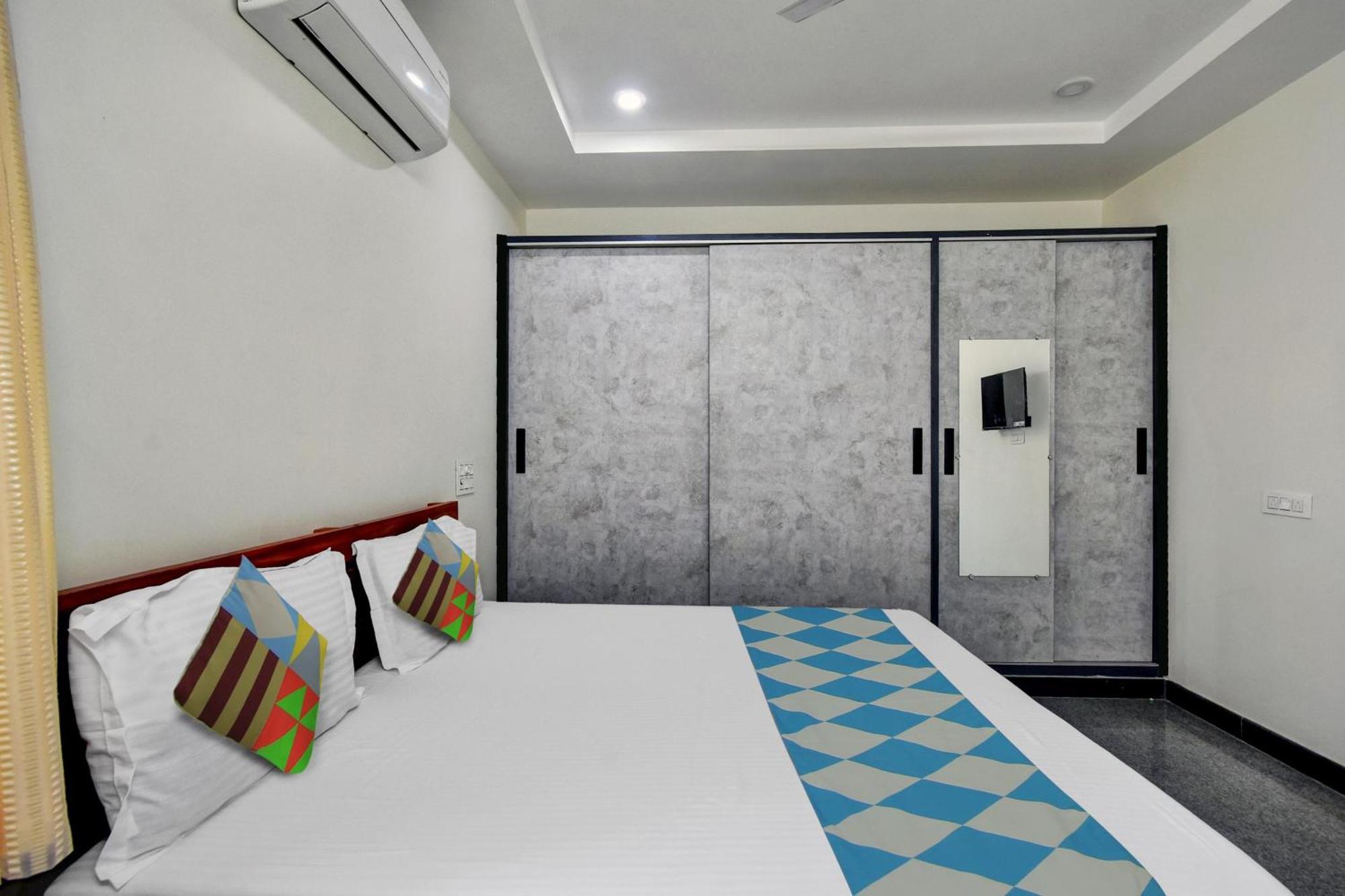 Oyo Home Msr Guest Inn Homestay Nellore Eksteriør bilde