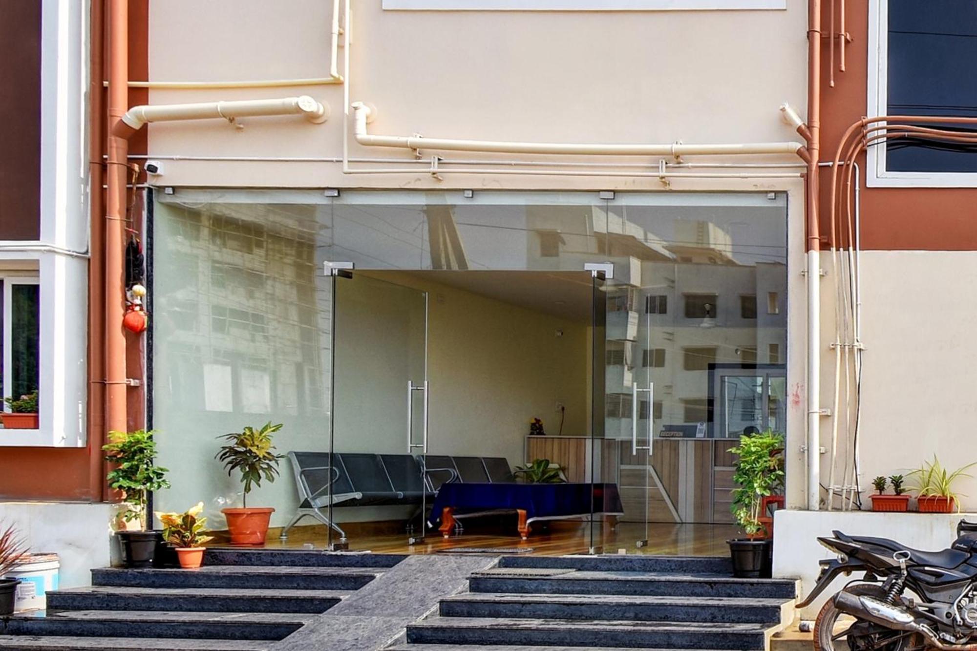 Oyo Home Msr Guest Inn Homestay Nellore Eksteriør bilde