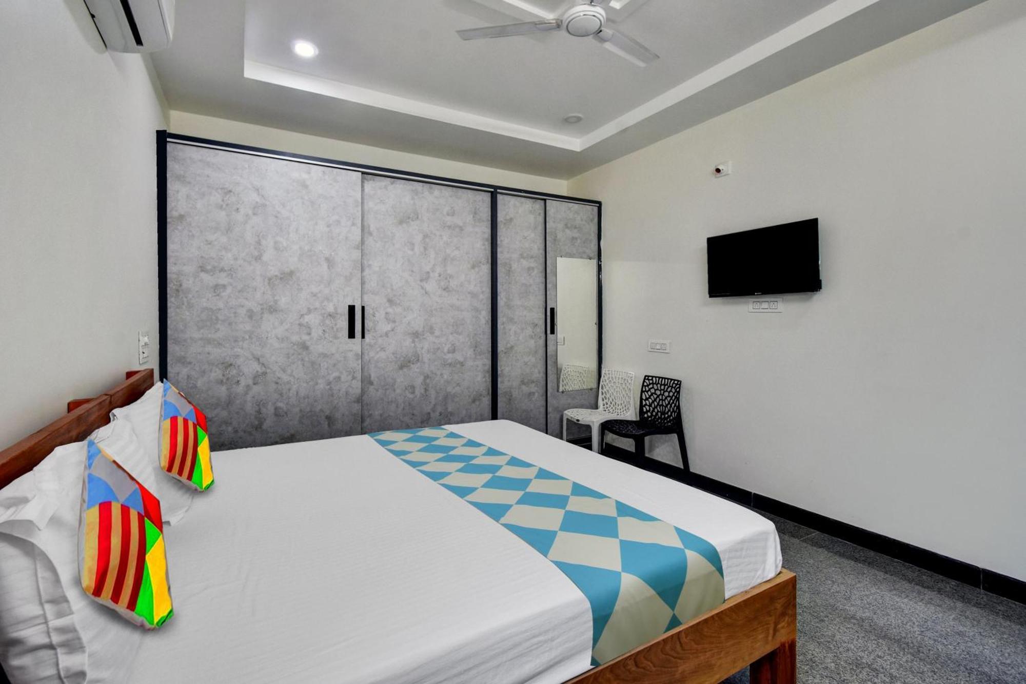 Oyo Home Msr Guest Inn Homestay Nellore Eksteriør bilde